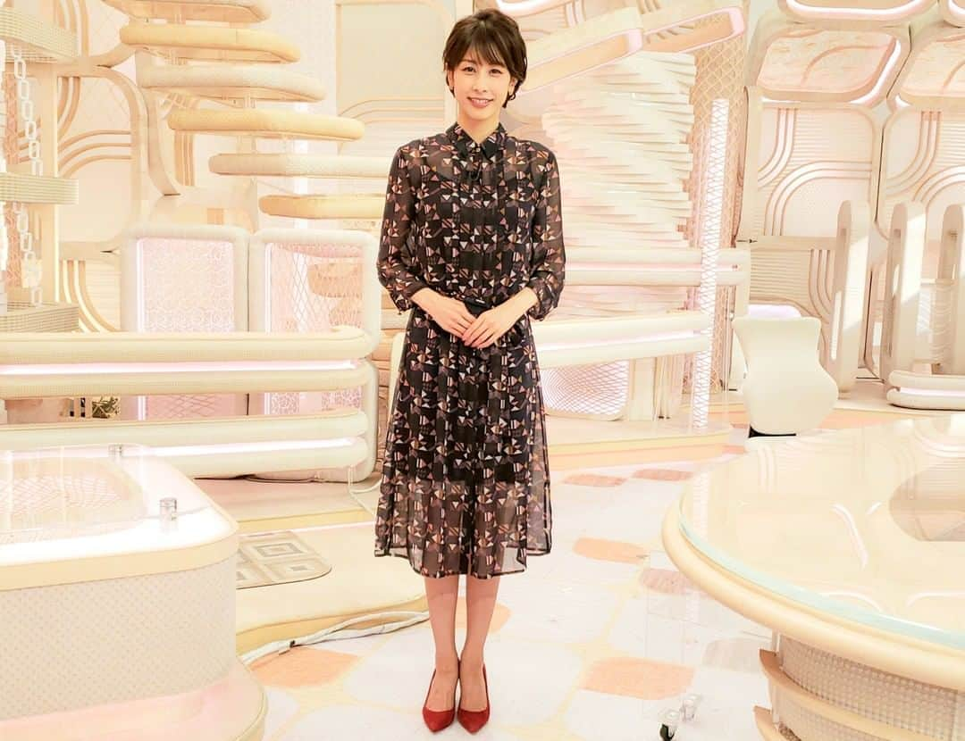 フジテレビ「プライムニュース イブニング」さんのインスタグラム写真 - (フジテレビ「プライムニュース イブニング」Instagram)「Live News it!（ #イット ）は⠀ 16時50分からスタート！⠀ ⠀ ● #速報 ）#小池都知事 が #臨時会見⠀ ●福島で店舗が爆発…一体なぜ？⠀ ● #木村拓哉 ・ #嵐 ら豪雨被災地支援へ⠀ ●世界で #第二波 の懸念…香港 #ディズニー は今⠀ ⠀ きょう東京は新たに #367人 の感染者が…⠀ #過去最多 となりました。⠀ ⠀ #イット⠀ ⠀ #加藤綾子 @ayako_kato.official⠀ #風間晋⠀ #木村拓也 @takuya.kimura0801⠀ #福原直英⠀ ⠀ #柳澤秀夫⠀ ⠀ #ガチャピン⠀ #三井良浩⠀ ⠀ #荘口彰久⠀ #石本沙織⠀ #海老原優香⠀ ⠀ #フジテレビ⠀ #アナウンサー⠀ ⠀ 公式HP：https://www.fujitv.co.jp/livenews_it/⠀ FNNプライムオンライン：https://www.fnn.jp/」7月30日 16時33分 - livenews_it