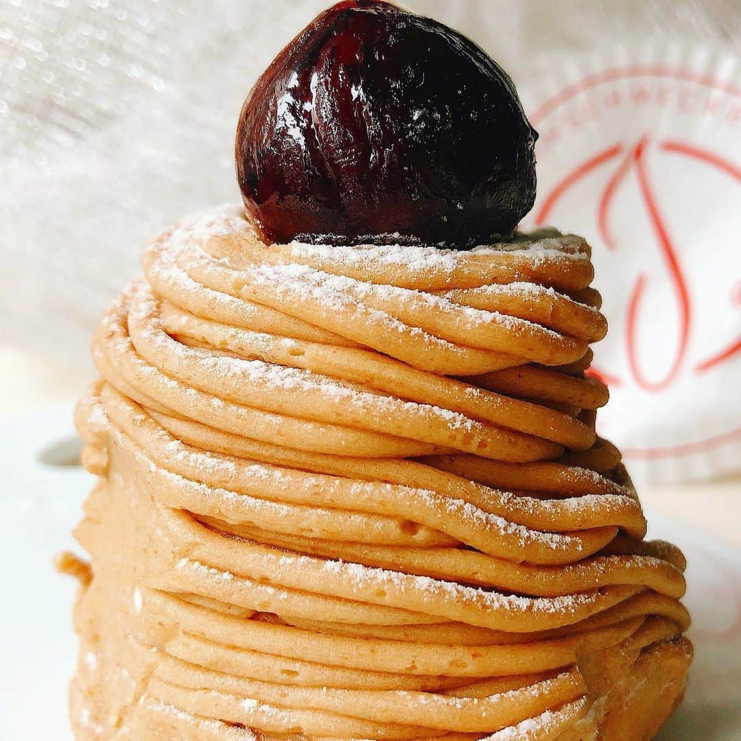 里井真由美のグルメインスタ