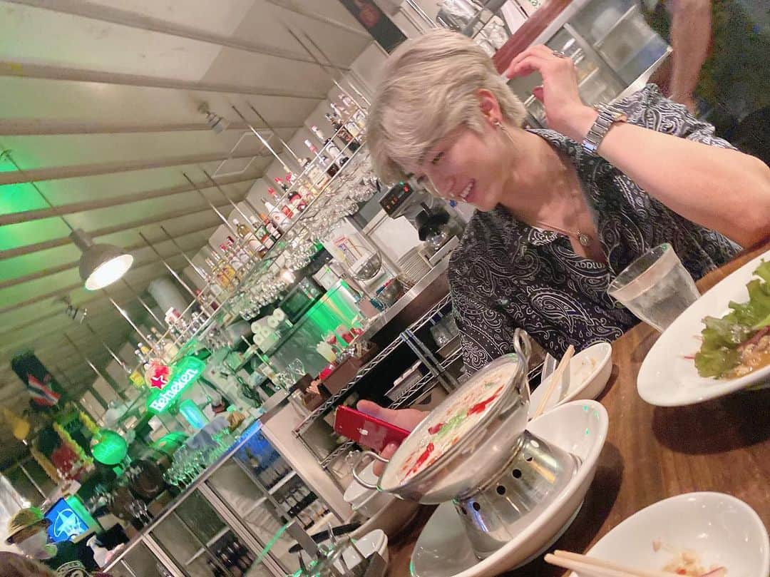 原田デイビッドさんのインスタグラム写真 - (原田デイビッドInstagram)「カキのあとタイも食べた🤤  After eating oysters at my family’s oyster bar went with the fam to eat Thai food. 👌  #thaifood #thai #dinnerafterdinner #dinner #softshellcrab #soup #addlux #asian #asianfood  #タイ  #タイ料理  #タイ料理大好き #ディナー #美味しい #吉祥寺 #アジアン料理」7月30日 18時18分 - davidharada_01