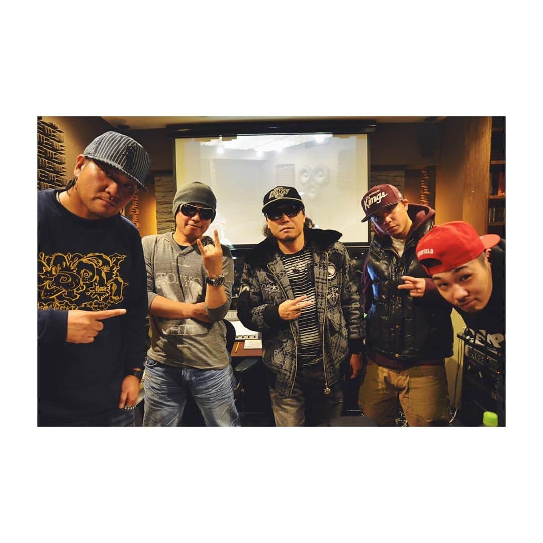 DJ PMXさんのインスタグラム写真 - (DJ PMXInstagram)「ThrowBackThursday  2012年 THE ORIGINAL Ⅱに収録の Bad Moon feat. YOUNG DAIS, SIMON, TWO-J,HI-D Music Video収録&レコーディング 神奈川県庁の真前で撮影 今見てもDB9は良い車だ  THE ORIGINAL Ⅳ 進行中  #theoriginal4 #theoriginal2 #badmoon #locohama #tbt #やりたい放題 #db9」7月30日 18時28分 - djpmx_locohama