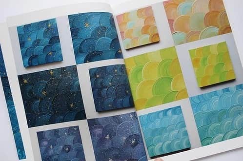 しまうまプリント【公式】フォトブック無料企画開催中さんのインスタグラム写真 - (しまうまプリント【公式】フォトブック無料企画開催中Instagram)「色味が美しい✨抽象画の作品集 ・ ・ 本日ご紹介するのは @sekiei.n825 さまのご投稿です ・ 星空や水辺などの自然を表現したご自身の作品を 1冊の作品集にまとめて頂きました ・ どの作品も深い色味が非常に美しいですね✨ ・ 見ているだけで心がすっと穏やかになるような 素敵な作品集になりました ・ ・ ご自身の作品、手軽に作品集に収めませんか？ ・ イラストやアート作品、アクセサリーなどのご自身の作品を 写真に撮ってフォトブックに収めれば あなただけのオリジナル作品集が 手軽に作れます✨ ・ しまうまプリントのフォトブックは 高品質且つリーズナブルだから 大量生産にも最適ですよ🦓💕 ・ ・ @sekiei.n825 さま、 素敵なご投稿ありがとうございました！ ・ ・ しまうまプリントでは みなさまのフォトブック・写真プリント作品を お待ちしています！ 上手にできたら#しまうまプリント をつけて 投稿してみてくださいね🦓 ・ ・ ・ #しまうまプリント#しまうまフォトブック#フォトブック#写真プリント#作品集#無料アプリ Repost from @sekiei.n825 ・・・ 作品集を作りました。 . A5サイズ全32ページと小さめですが、背表紙もついていて綺麗な仕上がりで感動です（ ; ; ） . 今回は自分用と母に贈る用に2冊だけ作りましたが、仕上がりが気に入ったことや有難いことにTwitterのフォロワーさんから「欲しい」とのお声を頂いたこともあり、いくつか画像調整や差し替えなど再編集してBOOTHで販売することにしました💐(ゆっくり進めます) . 販売開始後Instagramでも告知致しますので、よろしければ覗いていっていただけたら嬉しいです💓 . #abstractart #abstractpainting #abstractartist #abstract #acryliconcanvas #acrylicart #acrylicpaint #acrylicpainting #night #sky #star #stardust #universe #blue #twilight #作品集 #抽象画 #アクリルガッシュ #アクリル画 #しまうまプリント #夜空 #星空 #宇宙 #夕暮れ #夏 #空」7月30日 18時45分 - shimaumaprint