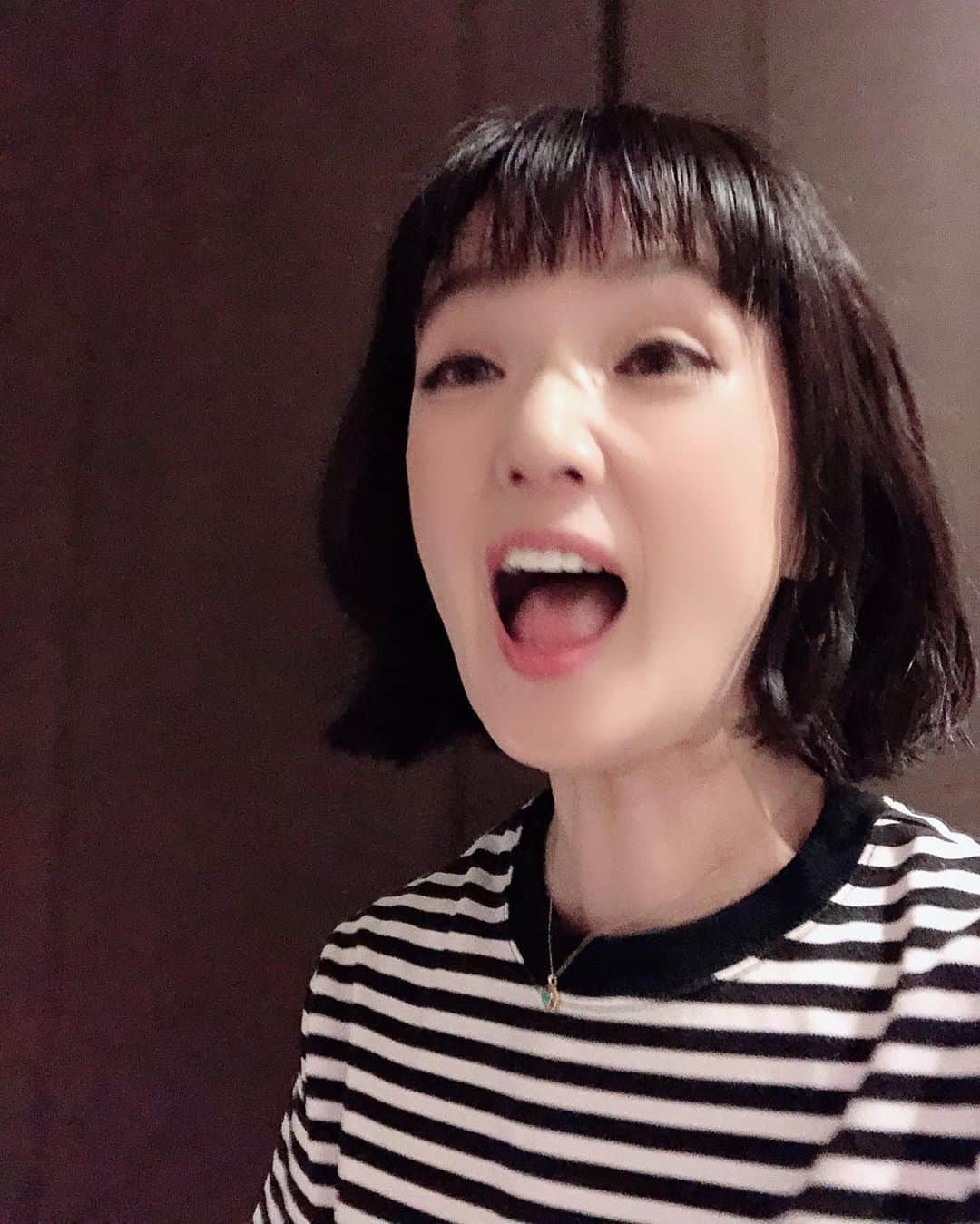 千秋さんのインスタグラム写真 - (千秋Instagram)「誰かがミスをした時、千秋って本当に嬉しそうに指摘するよね🙃 この顔テレビでよく観たでしょ？  #バラエティタレント #使命 #役割 #腹立つ #ヒール #喜んで  #lonsdale #lovestone」7月30日 19時08分 - chiaki77777