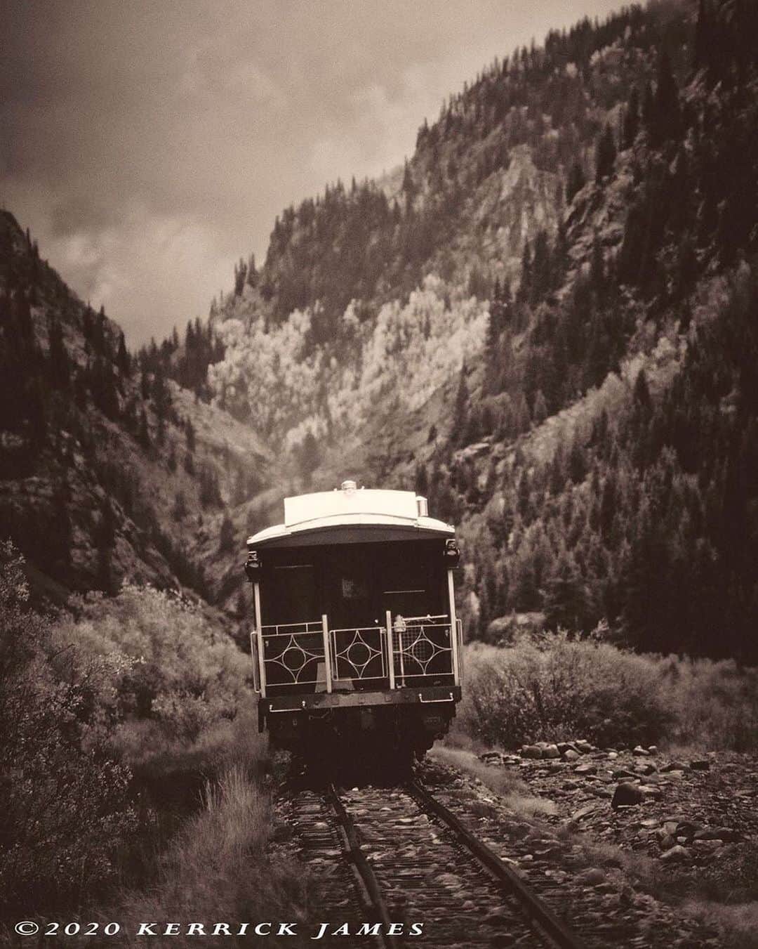 Ricoh Imagingさんのインスタグラム写真 - (Ricoh ImagingInstagram)「Throwback Image! Posted @withregram • @kerrickjames5 Caboose on the steel rails, Durango & Silverton train, Colorado. A film image, shot with Pentax LX in 1980’s. #ricoh #ricohusa #ricohimaging #pentaxiansunite」7月31日 4時57分 - ricohpentax