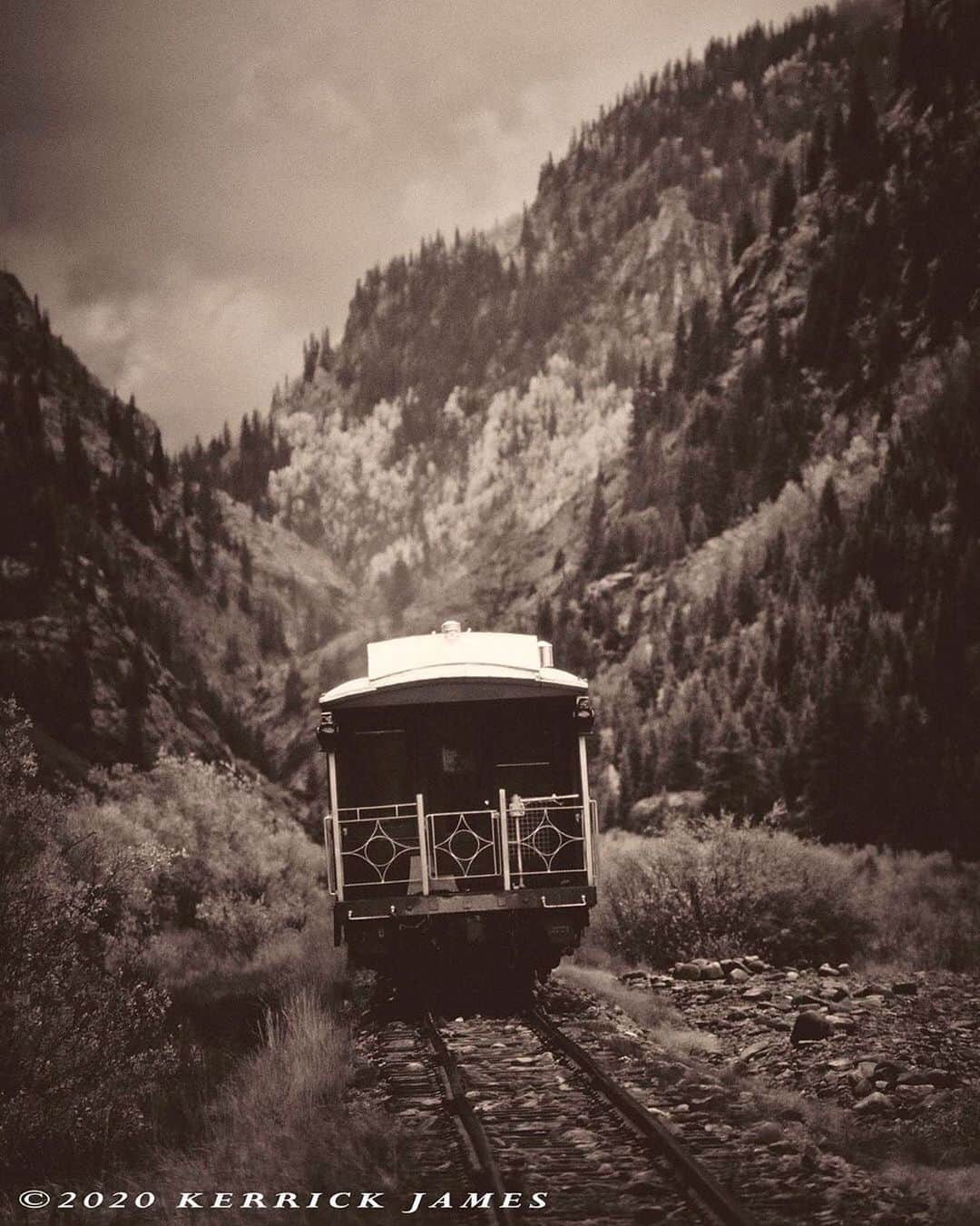 Ricoh Imagingのインスタグラム：「Throwback Image! Posted @withregram • @kerrickjames5 Caboose on the steel rails, Durango & Silverton train, Colorado. A film image, shot with Pentax LX in 1980’s. #ricoh #ricohusa #ricohimaging #pentaxiansunite」