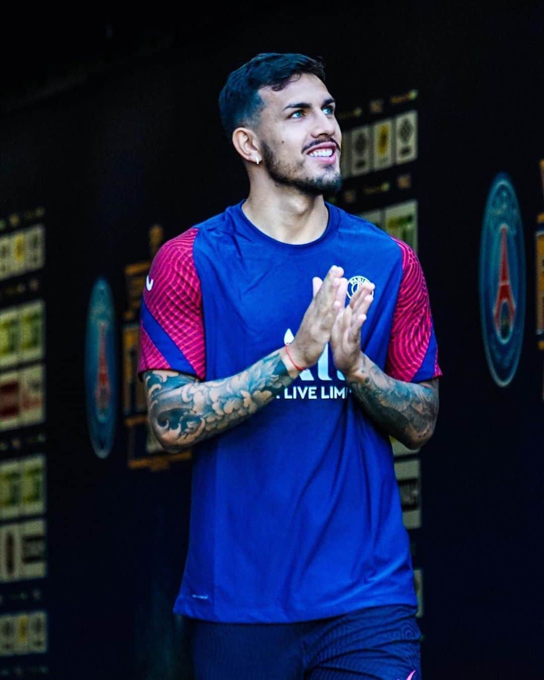レアンドロ・ダニエル・パレデスのインスタグラム：「💪🏼 Ready for tomorrow! @psg」