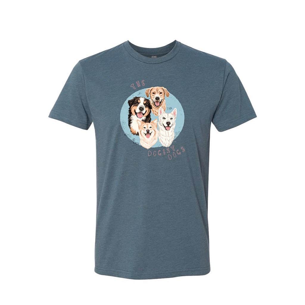 The Dogistさんのインスタグラム写真 - (The DogistInstagram)「The new Dogist dogs t-shirt is COMPLETE! If you want one, it drops tomorrow at NOON. We’re only making a limited run of these puppies and once they’re gone, they’re gone, so mark your calendars for tomorrow, 12pm EST! Thank you to everyone who voted, and a BIG thank you to all of the six incredible artists who participated. You made this process so fun! - About the artist: @alexislyneillustrations is a 24 y/o freelance illustrator living with her husband, four dogs, and one cat in Lafayette, LA. She’s worked at a veterinary clinic, a doggy daycare, and then began creating pet portraits in 2018. Alexis writes, “I started doing these portraits as Christmas gifts, but I now do this thing full-time. I love my work, as it will allow me to stay home with our first child due in December while also creating such special and memorable pieces people can cherish in their homes for years to come.” Check out Alexis’ Etsy shop at the link in bio!」7月31日 5時59分 - thedogist