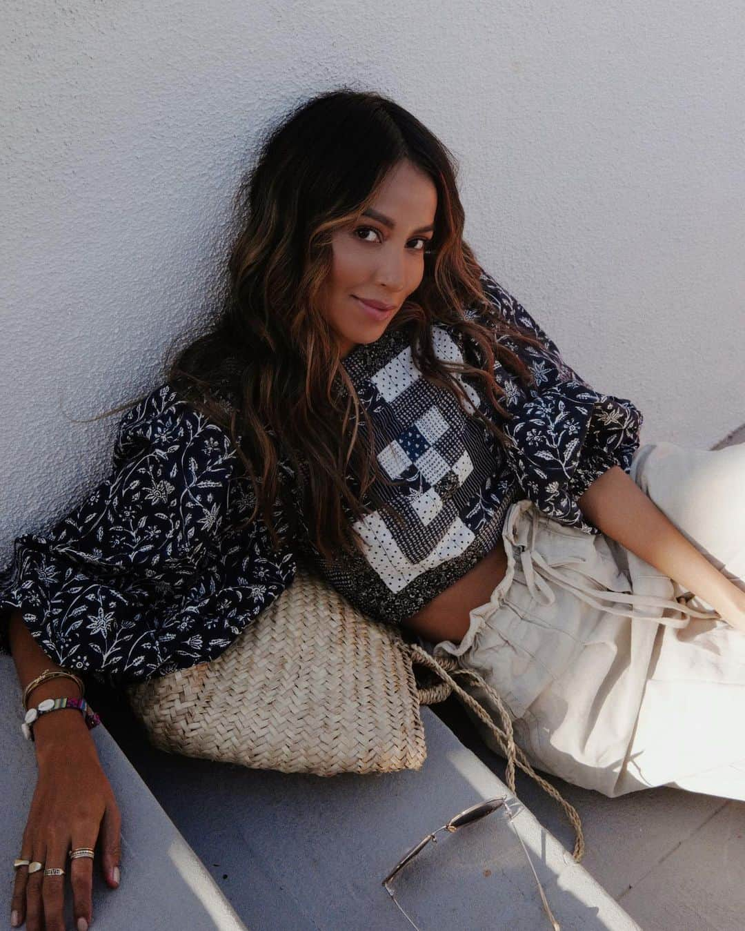 ジュリー・サリニャーナさんのインスタグラム写真 - (ジュリー・サリニャーナInstagram)「Having a good hair day 💙☺️」7月31日 5時55分 - sincerelyjules