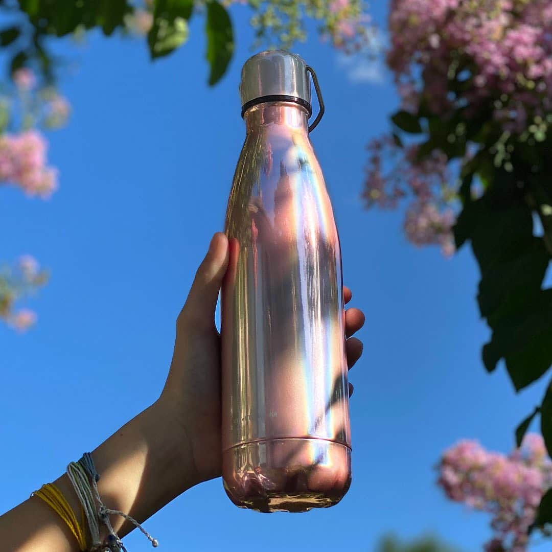 VELVETCAVIARさんのインスタグラム写真 - (VELVETCAVIARInstagram)「What’s not to LOVE about our new Water Bottle launch? 6 designs inspired by our bestsellers. Swipe through >> and let us know your favorites! 💧#velvetcaviar」7月31日 5時59分 - velvetcaviar