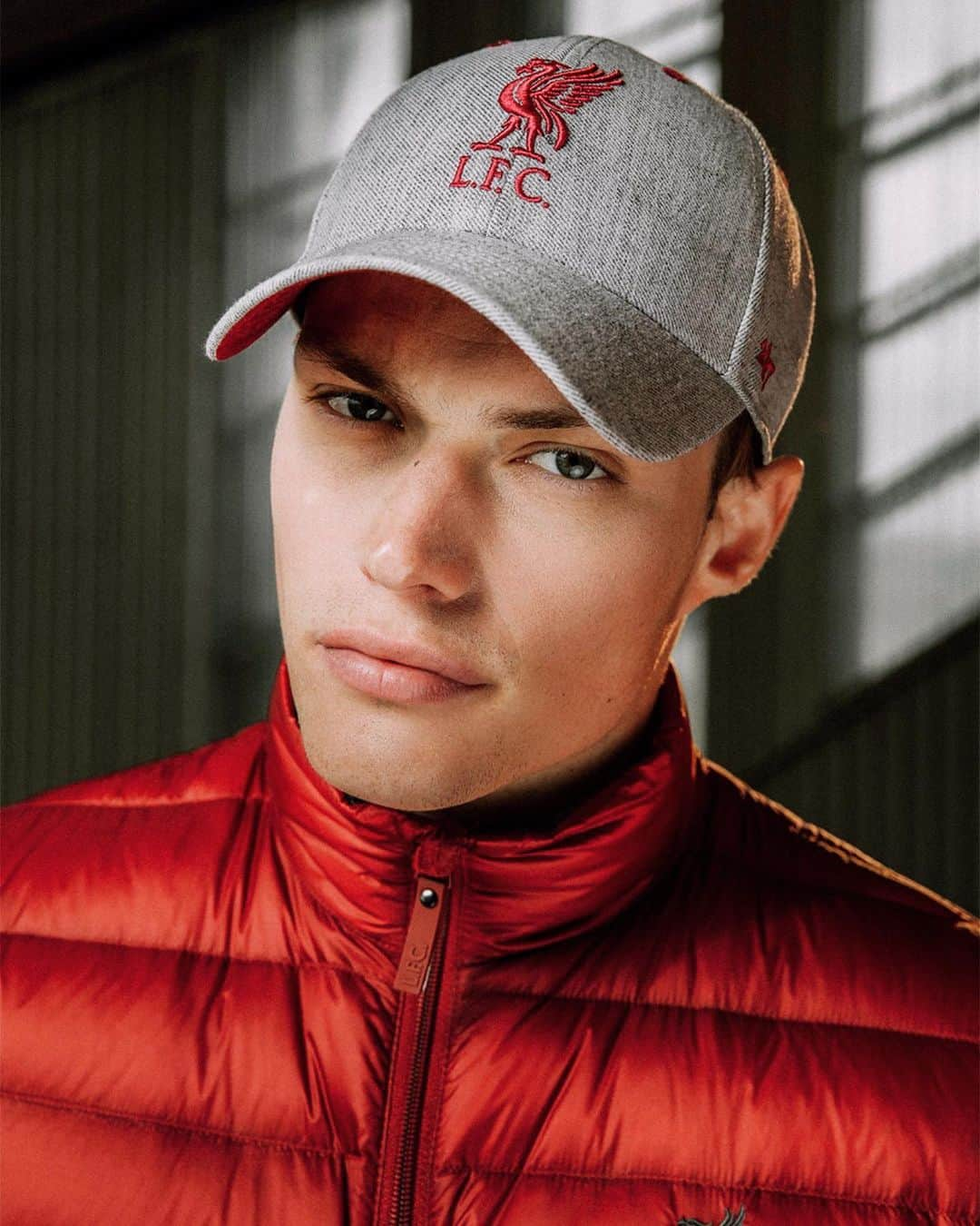 リヴァプールFCさんのインスタグラム写真 - (リヴァプールFCInstagram)「The new @lfcretail autumn range looking 👌🔥 #LFC #LiverpoolFC #Liverpool」7月30日 21時22分 - liverpoolfc