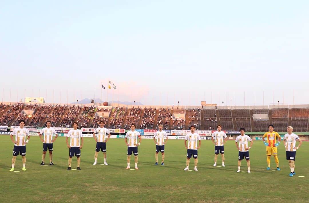 永島悠史のインスタグラム：「vs鹿児島  3連勝！ 応援ありがとうございました！  #fc岐阜」