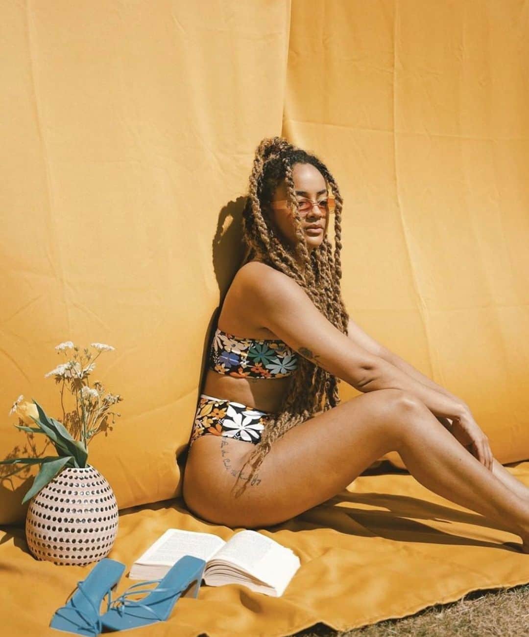 のインスタグラム：「Hey Jude 🌼🌸🌺 Jude top & bottom. #houseofharlowsummer」