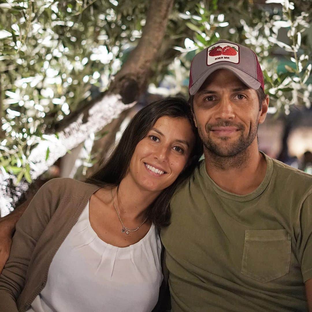 フェルナンド・ベルダスコのインスタグラム：「“ Día internacional de la amistad “  No solo eres mi mujer y la madre de mi hijo ( con el segund@ en camino ) ... eres mi mejor amiga !! Te quiero !! ❤️」