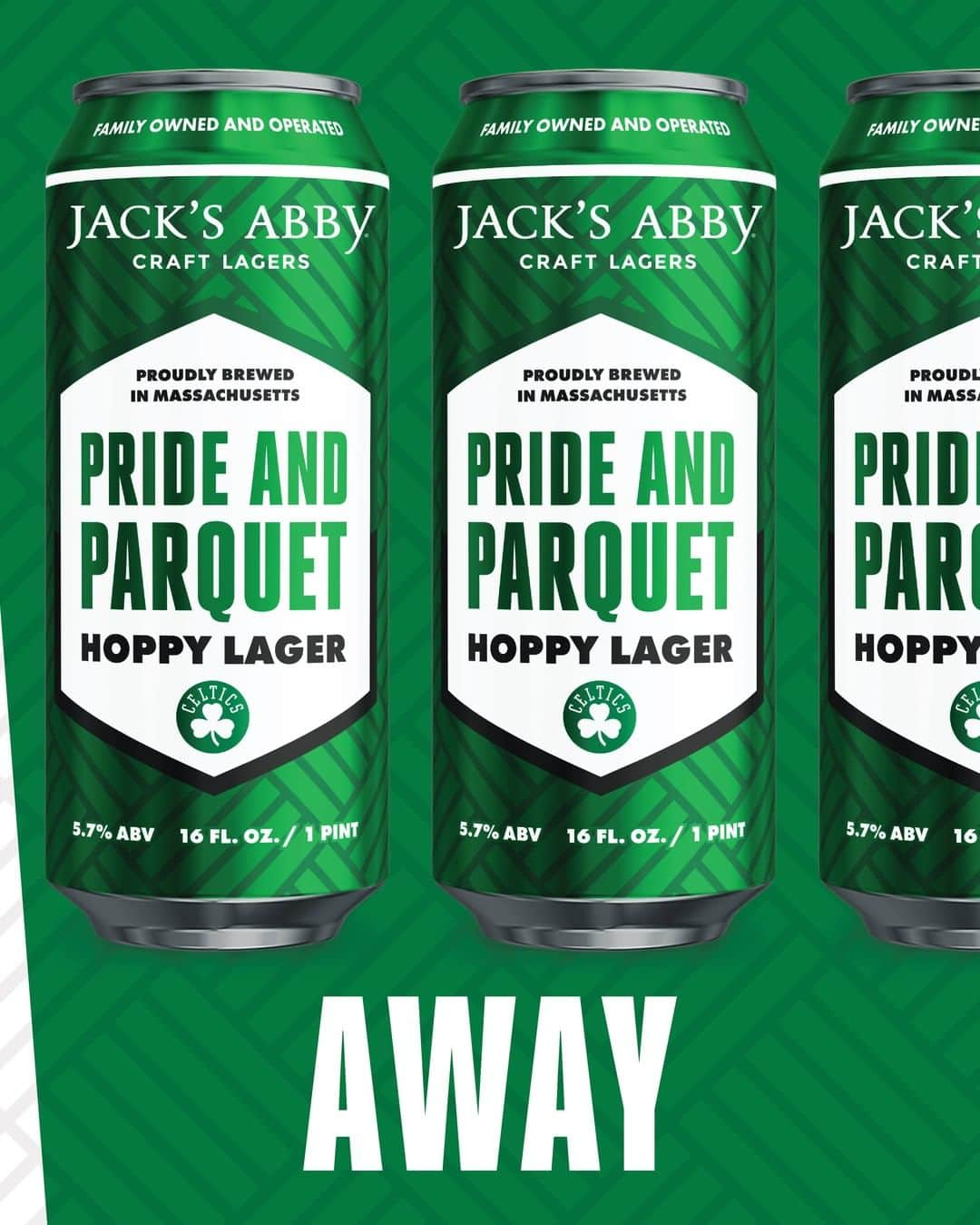 ボストン・セルティックスさんのインスタグラム写真 - (ボストン・セルティックスInstagram)「Cheers 🍻 We've teamed up with Jack’s Abby Craft Lagers to release an exclusive Celtics beer, Pride and Parquet. Keep an eye out for the “home" and "away” Pride and Parquet colors, scheduled to be released throughout New England during the 2020-2021 season.」7月30日 23時01分 - celtics