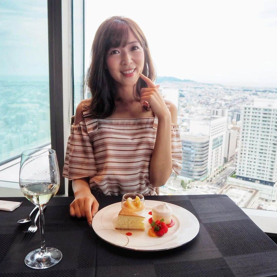 小野澤玲奈さんのインスタグラム写真 - (小野澤玲奈Instagram)「@bishoku.bijin.shizuoka  美食美人のアカウント 味を思い出しながら更新しています🤤  寝るか食べるかしか 楽しみがない。  #美食美人  #静岡グルメ」7月30日 23時02分 - reina.onozawa