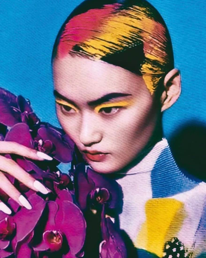 IMG Modelsさんのインスタグラム写真 - (IMG ModelsInstagram)「Technicolor Dream. 🌈 @heconghc stars in the new @voguechina. #📷 @elizavetaporodina #👗 #JeffLee #⭐️ #IMGstars」7月30日 23時29分 - imgmodels