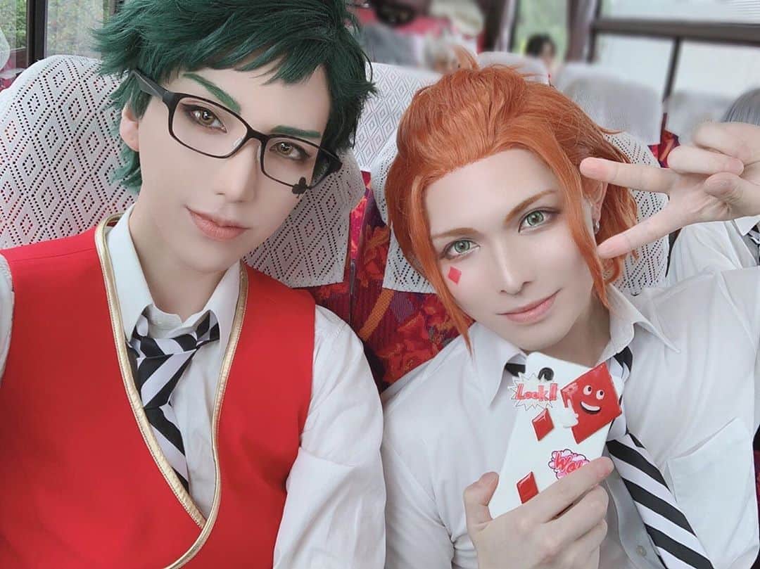 ツイステ トレイ・クローバー ウィッグ ハーツラビュル寮 ツイステ