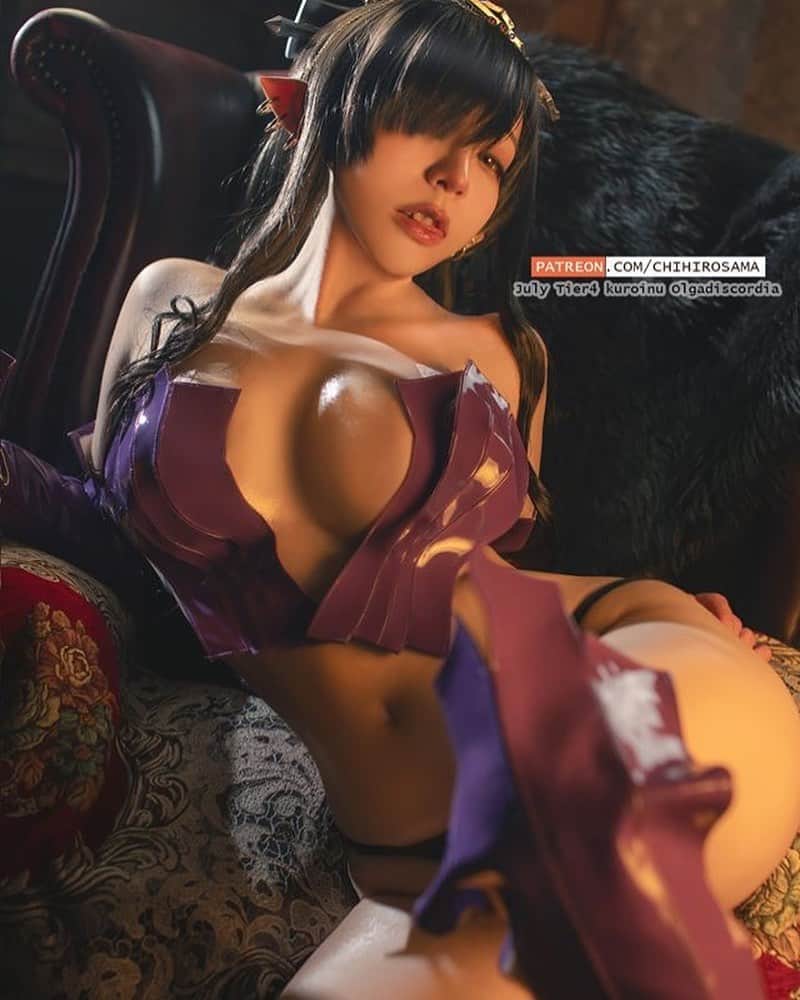 千尋のインスタグラム：「Here comes the midnight bonus!!!(´艸`)(´艸`) July's Tier 4's Dark Elf Queen is coming!!! Last day for July's subscription!!!  深夜福利來了(*´艸`*)(*´艸`*) Tier4 的黑妖精女王來了 訂閱剩下最後1天囉//////  ↓↓↓電子寫真購入↓↓↓ PATREON★ https://www.patreon.com/chihirosama 表單★https://forms.gle/YDPhcTvjwEoCBV4Q7 蝦皮★https://shopee.tw/product/7793580/6043855151/  #黒獣　#オリガ・ディスコルディア #origa #cosplaygirl #kuroinu」