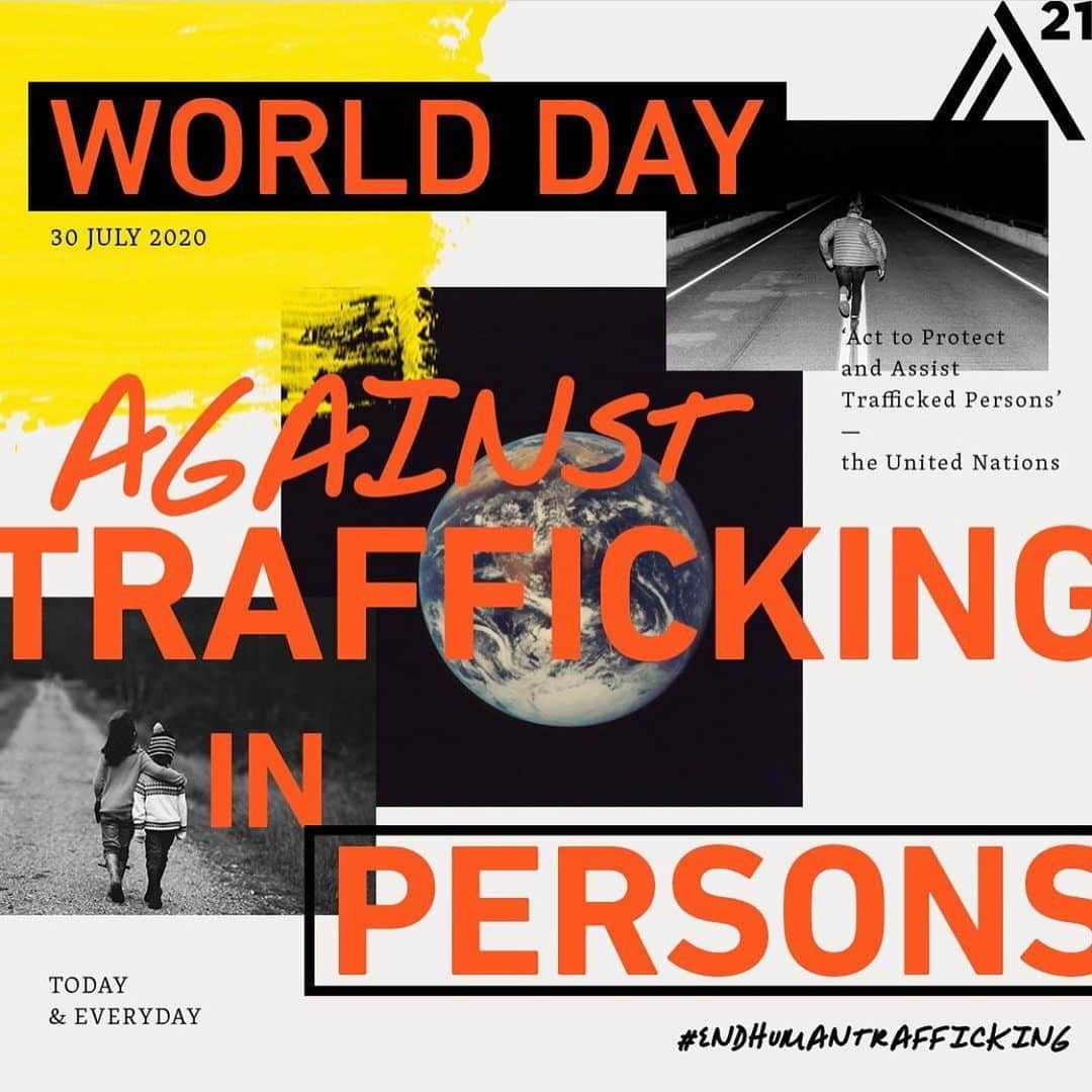 ソフィア・ブッシュさんのインスタグラム写真 - (ソフィア・ブッシュInstagram)「Today is #WorldDayAgainstTrafficking. While there are multiple resources, profiles to follow, and linked articles for you to read in the TRAFFICKING highlight on my profile page, I want to repeat some crucial information here. • @polarisproject’s research shows that at any given time there are 25 models of human trafficking at work, crisscrossing the globe. And the work of @a21 and @enditmovement illuminate that trafficking doesn’t look the way we think it does. Most trafficked humans aren’t snatched by some nefarious person they don’t know. They are groomed over time by people who they believe love them. They are most often already at risk people with a history of trauma. It’s easier to imagine some dramatic action movie style plot of evil, and harder to come to terms with the reality that it could be your kids’ gym coach (@athleteafilm) or a new neighbor who came to town during an oil boom (Windie Jo Lazenko’s story in @time). It looks more like kids who’ve been raped by a family member becoming more susceptible to emotional and sexual abuse afterward. This is hard to sit with. To understand. But we must. • It’s crucial, especially if you are just now becoming aware of this age old global travesty, to show up and work with organizations you can learn from, and trust to teach you facts. Misinformation and conspiracy theories have turned their lens on trafficking as their latest way to cause chaos and this truly shocking (and in my opinion downright evil) “trend” is having dangerous effects on the actual work being done to save trafficked people. The FBI has designated these conspiracy theorists as domestic terrorists, so please do not get misguided by them. If you care about this issue (and literally how could you not???) please show up to help the helpers. The actual helpers. Get educated. Learn the warning signs, and take the available resources into your homes and around your dinner tables. Talk to your kids. Volunteer for the groups doing the work. Raise money. Donate if you’re able. Share information @a21 @enditmovement @polarisproject @unwomen @equalitymodelny @thorn @childrescuecoalition and more, and help elevate their literally life-saving work. 🙏🏼♥️」7月31日 6時24分 - sophiabush