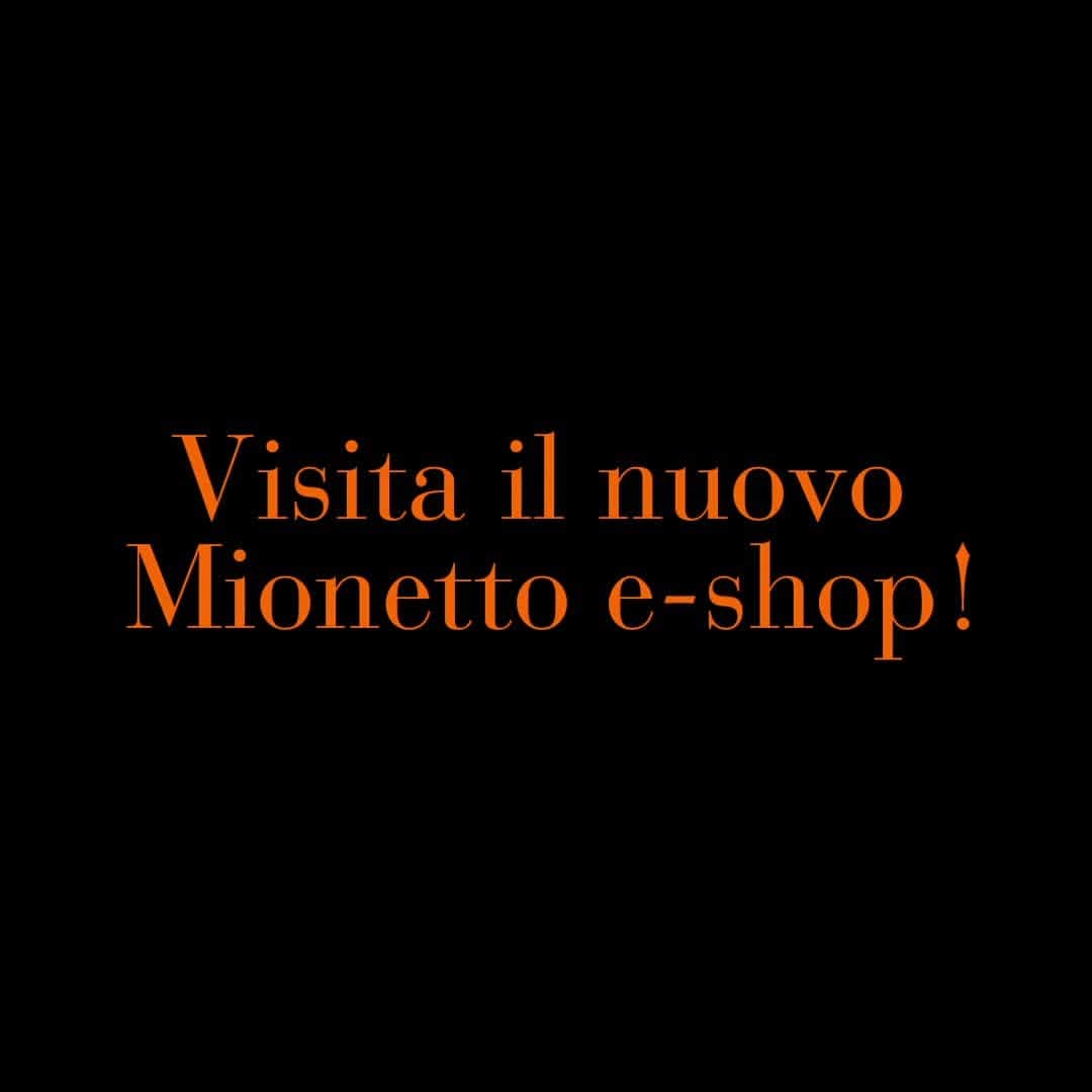 Mionetto Proseccoのインスタグラム：「Da oggi puoi acquistare una selezione di bollicine esclusive sul nuovo e-shop Mionetto e riceverle direttamente a casa👉Link in Bio 🍾⁣ #mionettoprosecco #mionettoinsieme #mionettoeshop⁣ ⁣ Bevi Mionetto responsabilmente」