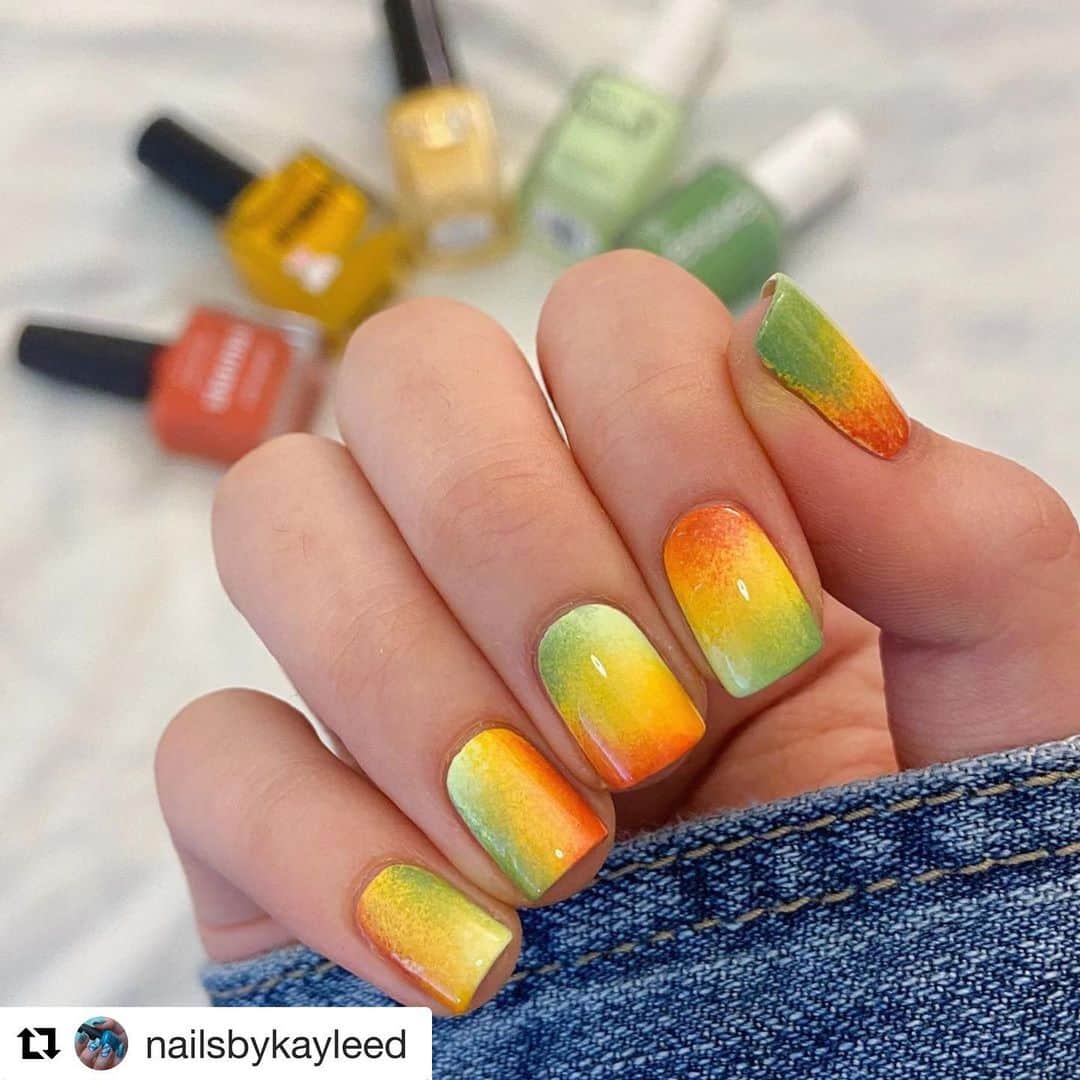 Nail Designsさんのインスタグラム写真 - (Nail DesignsInstagram)「#Repost @nailsbykayleed  ・・・ Products used: Orly White On Picture Polish Sienna Dimension Nails Vitamin D What’s Up Nails Fab Cab Color Club Anything but Basic Essie Mojito Madness • • • #nails #nailart #gradientnails #mangonails #fruitnails #accentnails #orly #picturepolish #dimensionnails #whatsupnails #colorclub #essie #ombrenails #gradientnailart #nailsofinstagram #nailsoftheday #notd #nailstyle #nailinspo #easynails #diynails #manicure」7月31日 1時34分 - nailartfeature
