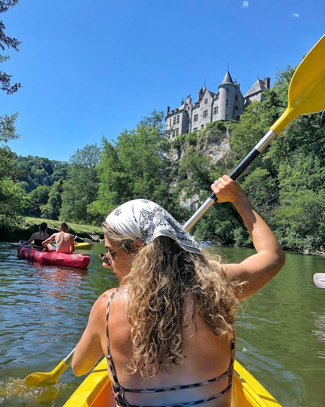 ラウラ・デ・ウィットさんのインスタグラム写真 - (ラウラ・デ・ウィットInstagram)「This world is a paradise 🏰🛶」7月31日 1時43分 - lauradewitte