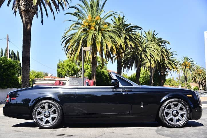 Dirk A. Productionsのインスタグラム：「🔥READY TO BE YOURS 2015 Rolls Royce Phantom Drophead •High Spec & Super Rare Combo ( 1 of 2 built with these specs ) 🌍Worldwide Shipping Ready INTERESTED? DM or TEXT (424) 256-6861」