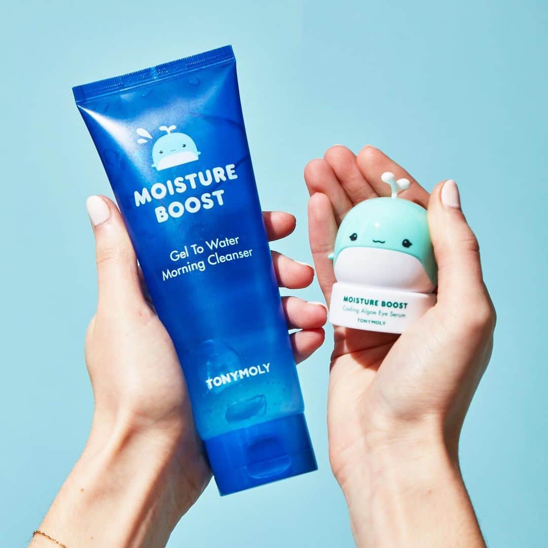 TONYMOLY USA Officialさんのインスタグラム写真 - (TONYMOLY USA OfficialInstagram)「💦Hydration blast with our Moist boost duo! Cleanse without stripping your skin with our low ph Gel to Water cleanser & cool and soothe those under-eyes with our Algae Eye Serum!💦 #xoxoTM #TONYMOLYnMe」7月31日 2時46分 - tonymoly.us_official