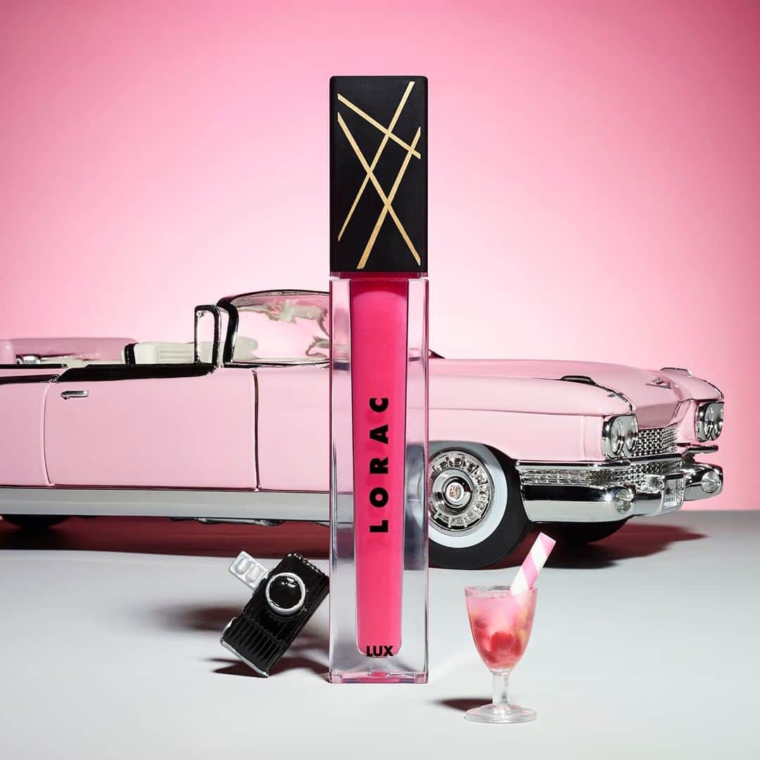 LORACさんのインスタグラム写真 - (LORACInstagram)「Cooler than a pink convertible 💕 our LUX Diamond Lip Gloss in SUMMER FLING - available now on LORAC.com, @ultabeauty online & @shoppersdrugmartofficial online  Photo @dimitrinewman / Styling @amy.lipnis / Art Direction @chrissaltzman   #LORAC #LORACGoldenHour #LUXDiamond #GoldenHour #LORACCosmetics」7月31日 3時01分 - loraccosmetics