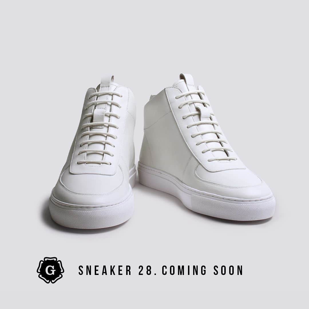 のインスタグラム：「Sneaker 28 is our take on vintage 1980s basketball boots. Made in classic white calf, he sits on a white rubber cupsole branded with our Good Shoe logo. Be the first to know when it comes into stock // Link in Bio #grenson #newseason #newin #sneakersbygrenson #hitops #thegoodshoe」