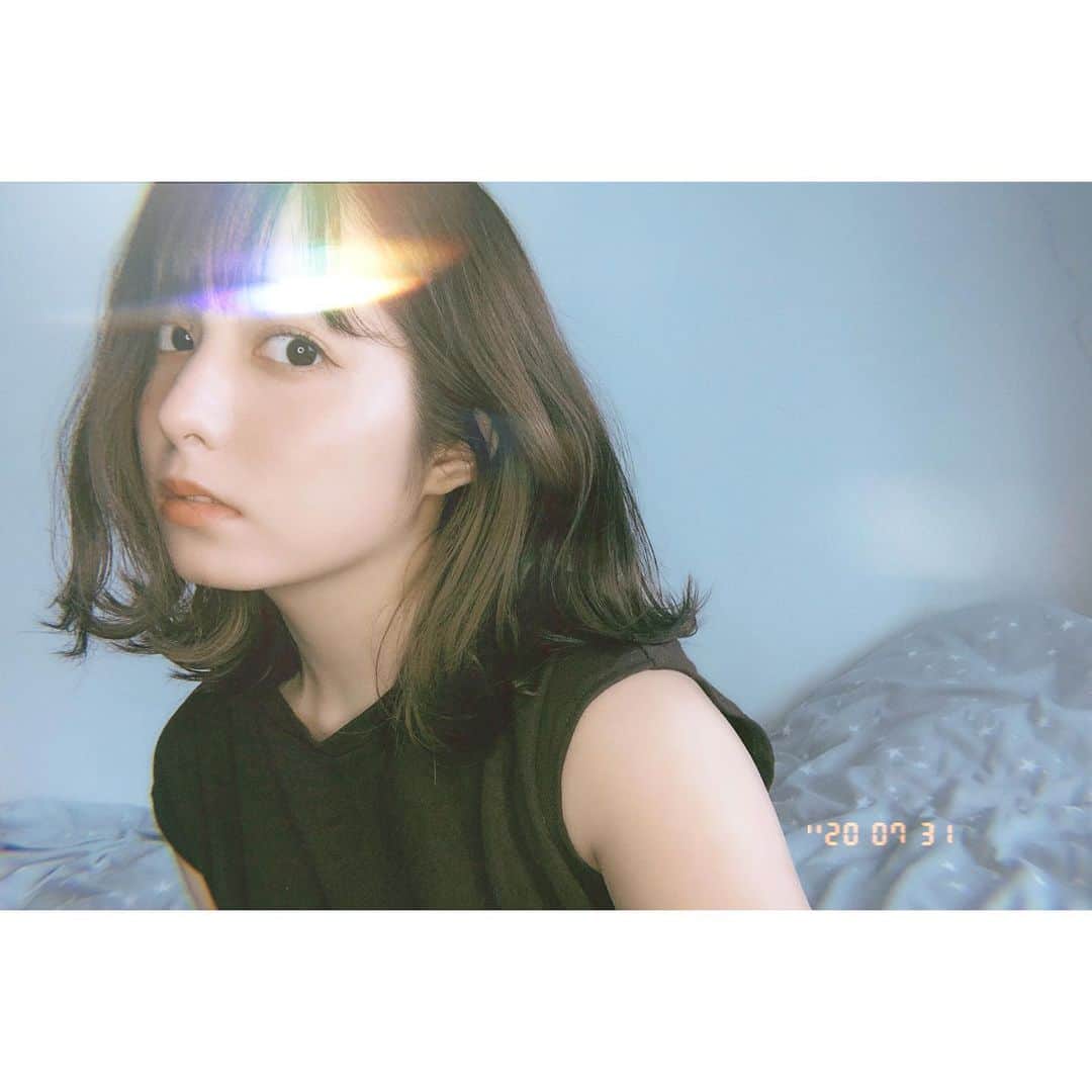 前田美里のインスタグラム：「もう7月終わりだ。🌈 . .  #おうち時間 #stayhome #ノスタルジック  #女子力 #自撮り #film #film_jp #photo #selfie #ファインダー越しの私の世界 #写真好きな人と繋がりたい #ヲタク #欅坂46 #日向坂46 #japanesegirl #follow #followme」