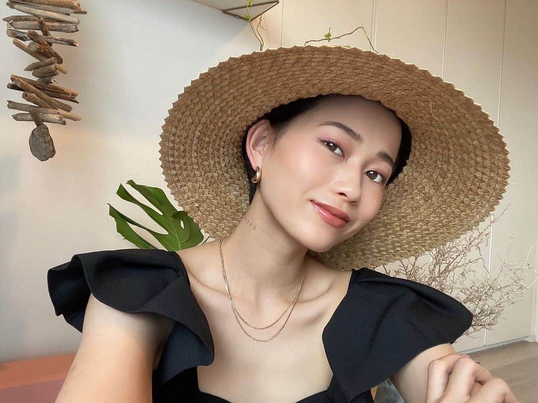 江井櫻子さんのインスタグラム写真 - (江井櫻子Instagram)「新しい帽子👒」7月31日 14時07分 - lespros_sakurako