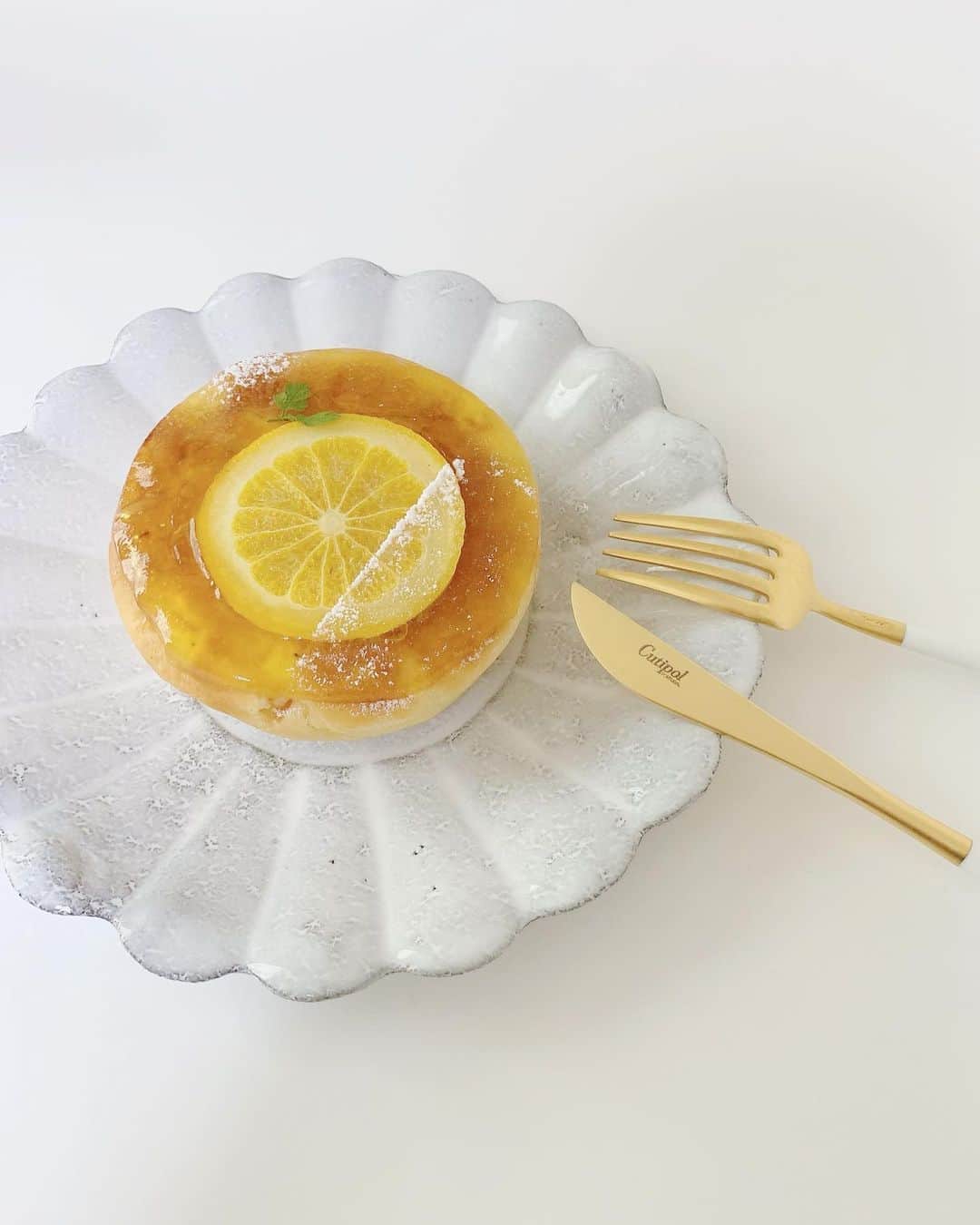 ハンナミのインスタグラム：「여름맛 :) おいしい-🍊🧡名前なんだったかな」