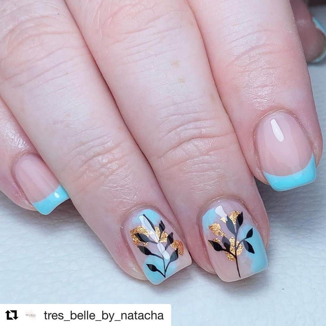 Nail Designsさんのインスタグラム写真 - (Nail DesignsInstagram)「#Repost @tres_belle_by_natacha  . . . #bluenails #nailart #nailitdaily #frenchmanicure #abstractnails #leafnails #summernails #showscratch #nailspafeature #pastelnails #naturalnails #handpainted #nailsofinstagram #notd #naildesigns #nailinspo #nailstagram #swindonsalon #swindonbeauty #swindonnails #gelnails #gelpolish #thegelbottleinc #thegelbottle」7月31日 7時08分 - nailartfeature