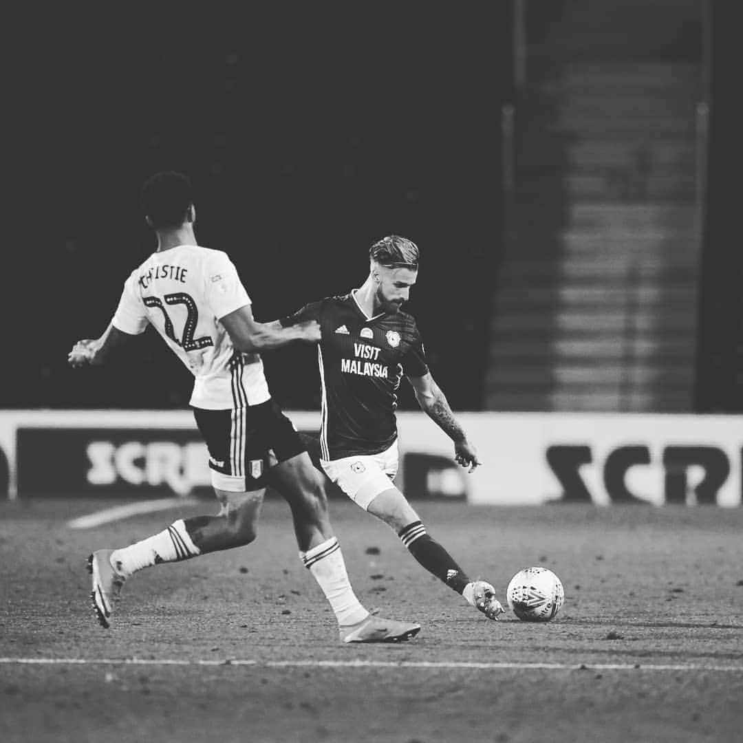 ジョー・ベネットのインスタグラム：「Just didn't quite happen for us over the 2 legs. Very proud of this team and how far we have come in such a short period of time. Can't wait to see what we can do next season. Good luck to Fulham in the final. 💙⚽️ @cardiffcityfc」