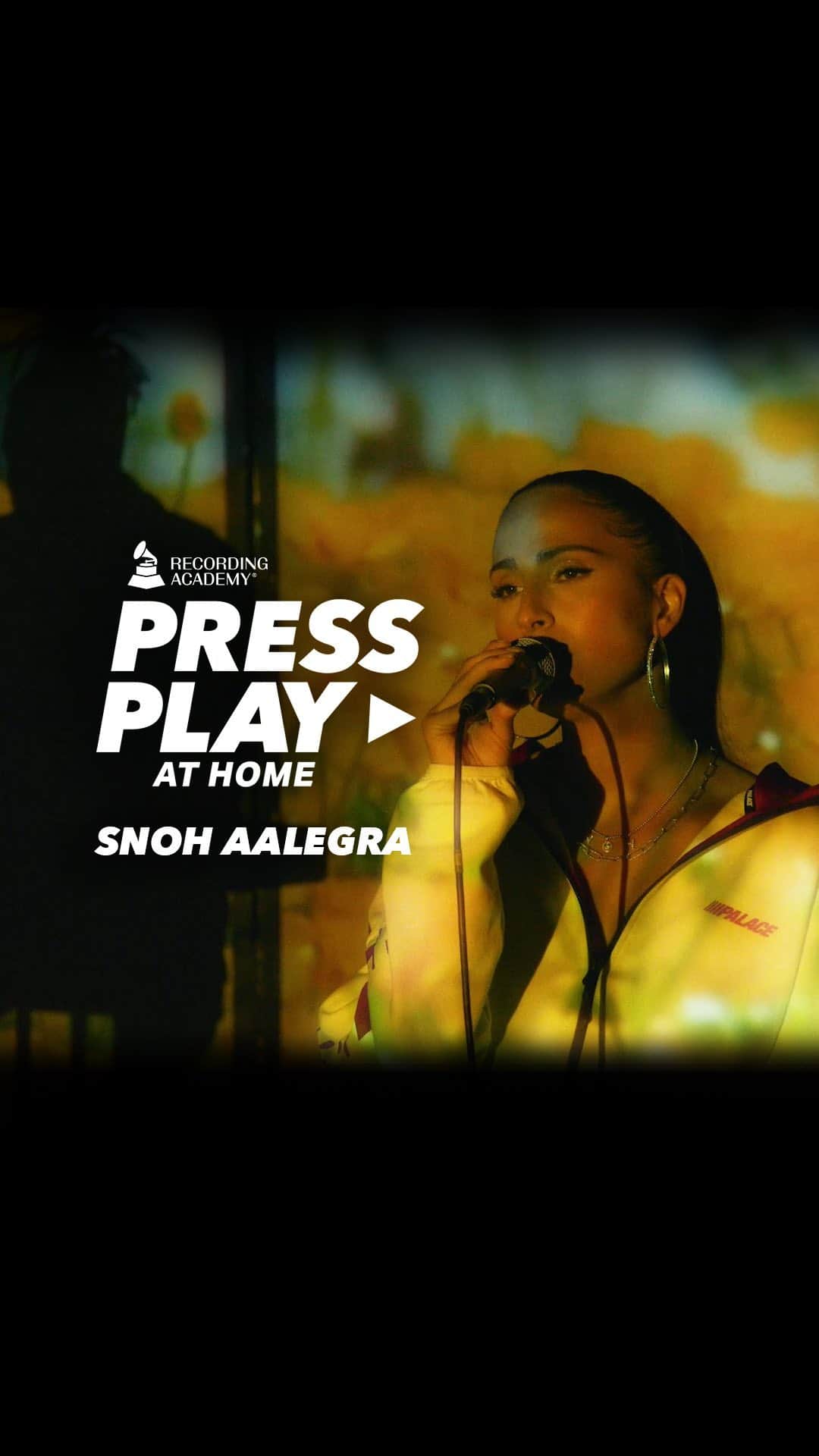 のインスタグラム：「Sit back and enjoy Iranian and Swedish singer/songwriter @SnohAalegra’s artful and soulful stripped-down version of her latest single, "DYING 4 YOUR LOVE.”」