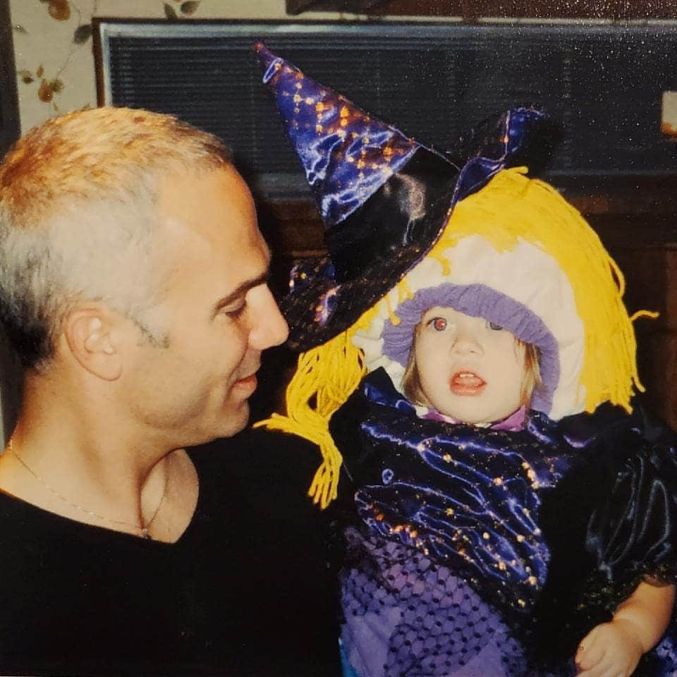 ジャッキー・エヴァンコさんのインスタグラム写真 - (ジャッキー・エヴァンコInstagram)「Throwing it way back! Just me on halloween at my Nans with the longest performing Phantom, Franc D'ambrosio!  #thephantomoftheopera #musicinmyblood #tbt」7月31日 7時35分 - officialjackieevancho