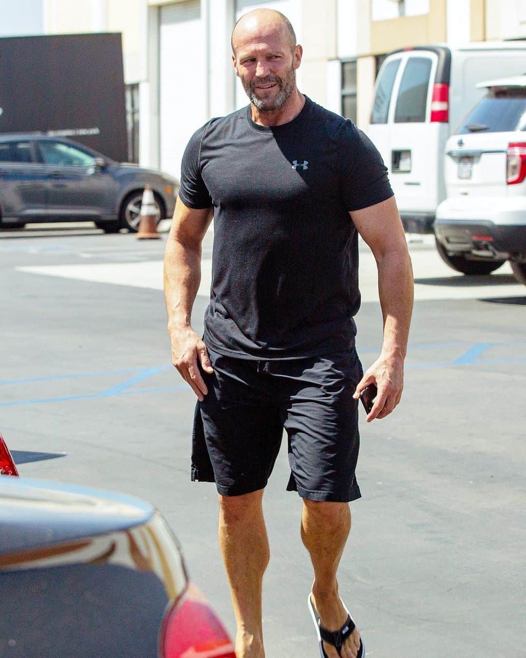 Just Jaredさんのインスタグラム写真 - (Just JaredInstagram)「@jasonstatham is looking so buff in these new post-workout photos snapped this week! #JasonStatham Photos: Backgrid」7月31日 15時37分 - justjared