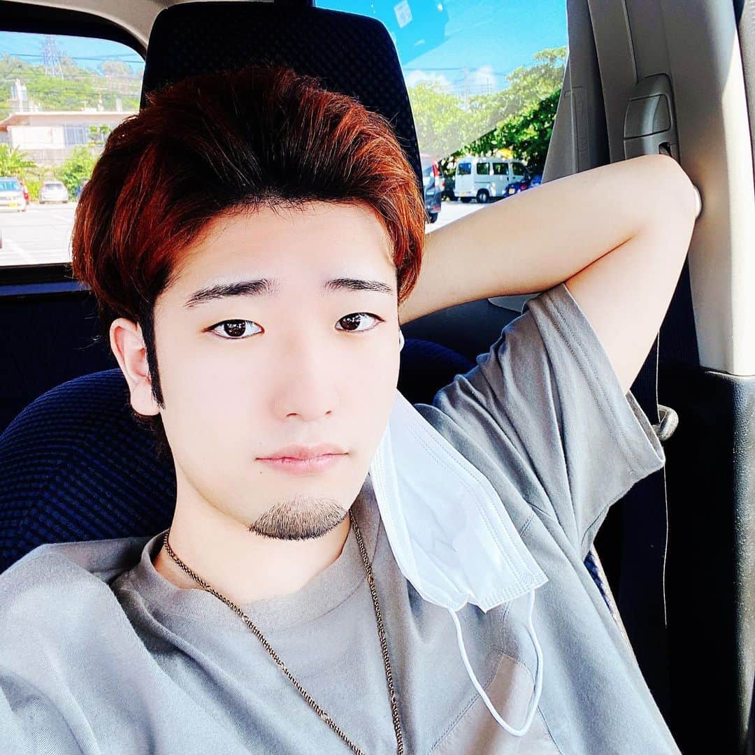 のインスタグラム：「この後空を飛ぶ！ #ドローン撮影もしてもらう！ #高いの怖いよ #緊張しすぎて1時間前についちゃった」