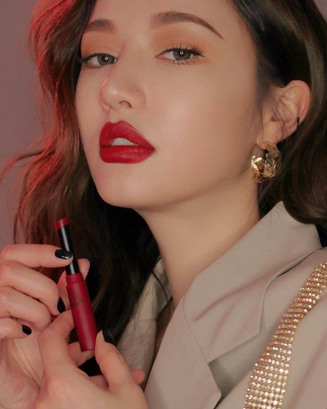 3CE Official Instagramさんのインスタグラム写真 - (3CE Official InstagramInstagram)「3CE LIP DAY - LAST DAY🎉 ✔오늘 하루, 5만원 이상 구매시 3CE SLIM VELVET LIP COLOR #PLAIN 선물🎁 ✔MLTI(My Lipstick Type Indicator) 참여하고 나에게 맞는 3CE 립 확인하면 전 립스틱 제품 20% 할인 쿠폰 증정❣ - Check the profile link🧐 Celebrate National Lipstick day, Special promotion on July 27~31💋 ✔Purchase over $42 and get a different 3CE Lipstick 'Free Gift'🎁 ✔Check your lipstick type(a.k.a. MLTI) and get 20% discount coupon #3CE #3CELIPDAY #NATIONALLIPSTICKDAY」7月31日 10時20分 - 3ce_official