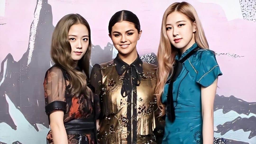 Always With Selenaのインスタグラム：「“Mi pan su su sum” i'm obsessed with that song .. SORRY!」