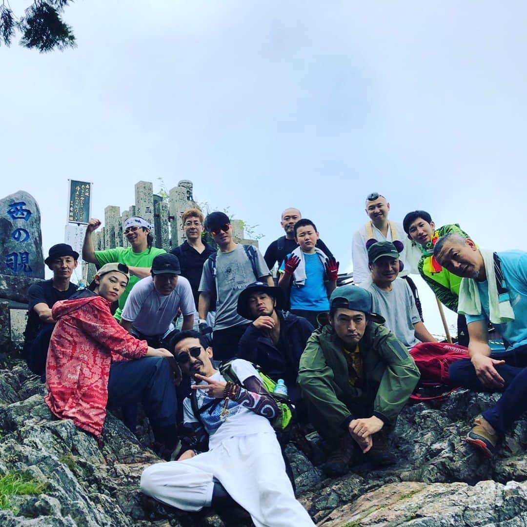 窪塚洋介さんのインスタグラム写真 - (窪塚洋介Instagram)「We climbed "Oominesan" again. #uzumakucrew #yoshino」7月31日 11時37分 - yosuke_kubozuka