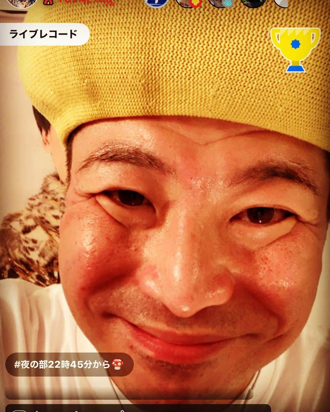 美川憲二さんのインスタグラム写真 - (美川憲二Instagram)「みなさん。  こんにちは。  昨夜も　オカマBAR、ヒデコに お越しくださり、ありがとうございました🙇‍♀️✨✨  本日の営業時間です‼️  昼、4時〜6時半まで。  明日、明後日は　お休みになります。  何卒、よろしくお願い致します🙇‍♀️✨✨✨✨✨✨✨ #pococha #ポコチャ #アプリダウンロードしてね #美川憲一  #美川憲二 #ヒデコフランセスカ #オネェ系 #ものまね」7月31日 12時03分 - mikawakenji