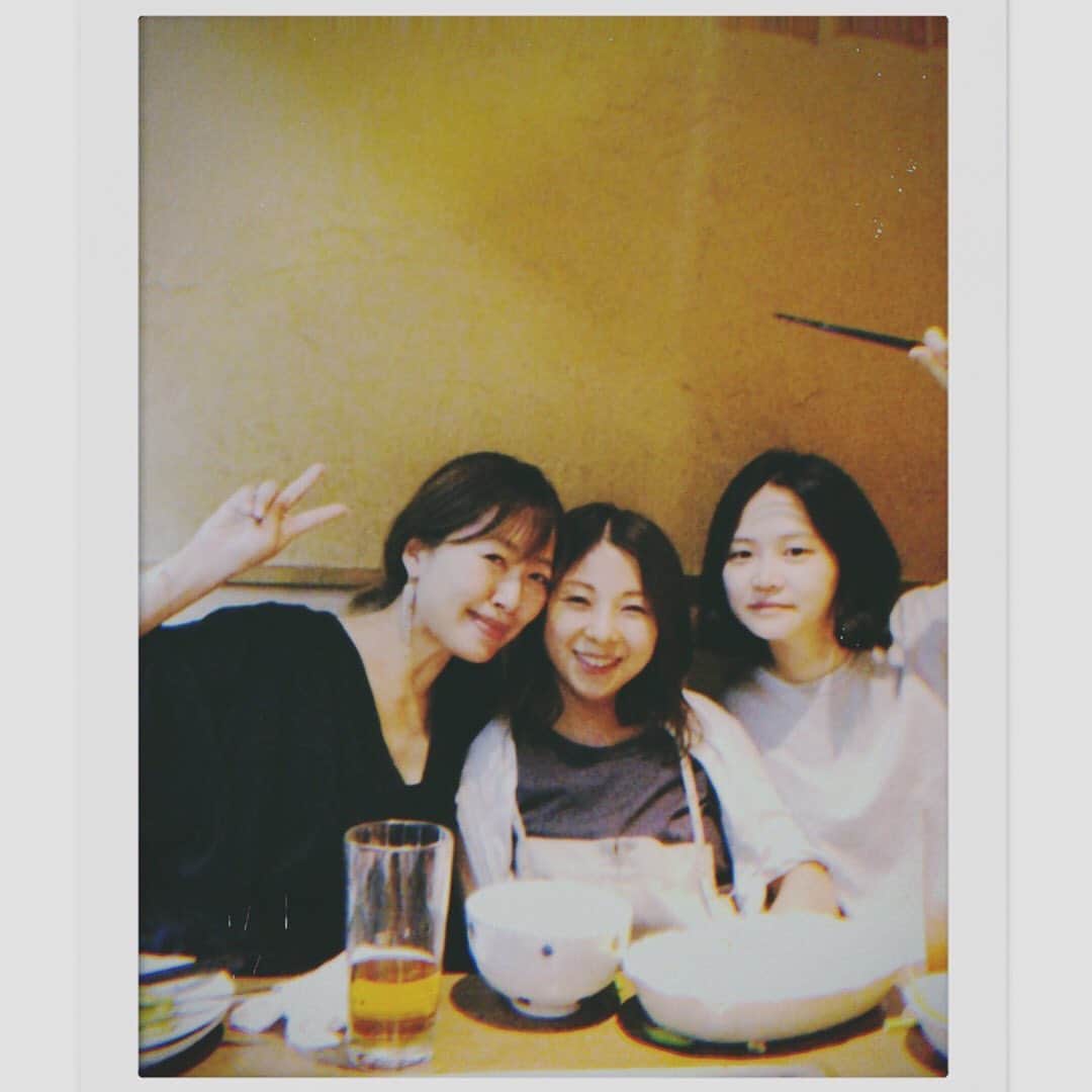 のインスタグラム：「Happy Birthday meg😻🍰✨✨✨  いつもそばにいてくれてありがとうっ マイラブ！  @megmilk5628」