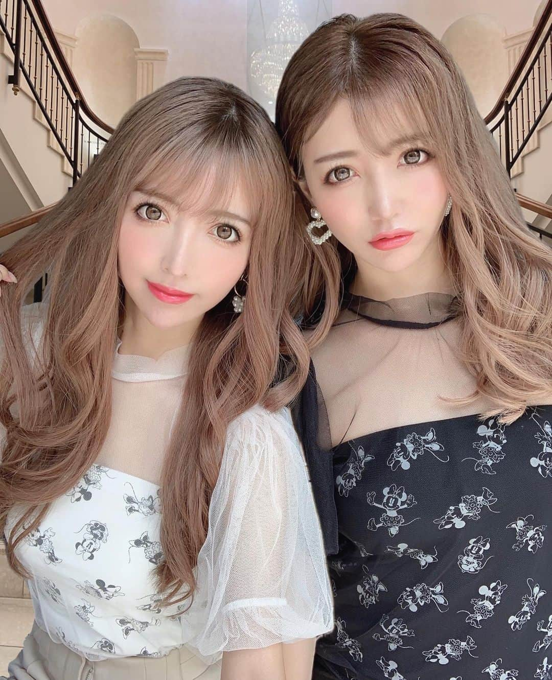 吉川ちえさんのインスタグラム写真 - (吉川ちえInstagram)「【twins❤️code👗✨】 . みてみてー🥺💕このトップス凄い 可愛くないですか⁉️🧚☺️ . @royalparty_official の ミニーちゃんコラボトップスなの🎀❤️ 👯双子で色違い着ました🤤 可愛すぎてやばーーーいっ🧤 . #twins #おそろコーデ #fashion #リンクコーデ #双子 #双子コーデ #royalparty #ロイパ #ミニー #ミニーちゃんコラボ」7月31日 13時16分 - yoshikawachie_16