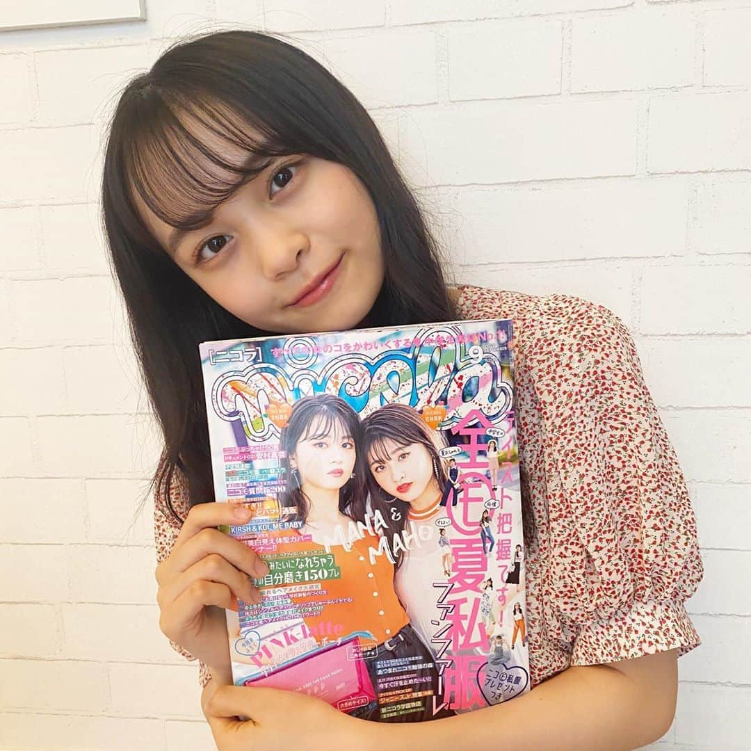 林芽亜里さんのインスタグラム写真 - (林芽亜里Instagram)「🎀﻿ ﻿ ニコラ9月号、今日発売です~\(◡̈)/\(◡̈)/﻿ ﻿ 今月もとってもとっても内容盛りだくさんなので是非ゲットしてね🌱﻿ ﻿ 付録もとてもかわいいだよ👛﻿ ﻿ Mealips Magicの感想もぜひ、コメントに書いてね💄﻿ ﻿ #ニコラ #林芽亜里 #MealipsMagic」7月31日 13時51分 - meari__hayashi