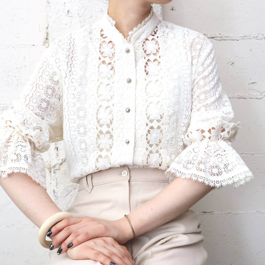 吉祥寺 古着屋 Orfeoのインスタグラム：「. ONLINE SHOP・NEW STOCK  #orfeo #kichijoji #tokyo #vintage #used #fashion #coordinate #outfit  ONLINE SHOP掲載商品のお問い合わせはONLINE SHOPからのメール、またはインスタグラムのプロフィール記載のメールアドレスよりお願いいたします ショッピングリンク無しのインスタグラム、ストーリー掲載商品も個別に通販承りますのでメール(orfeokichijoji@yahoo.co.jp)にてお問い合わせください」