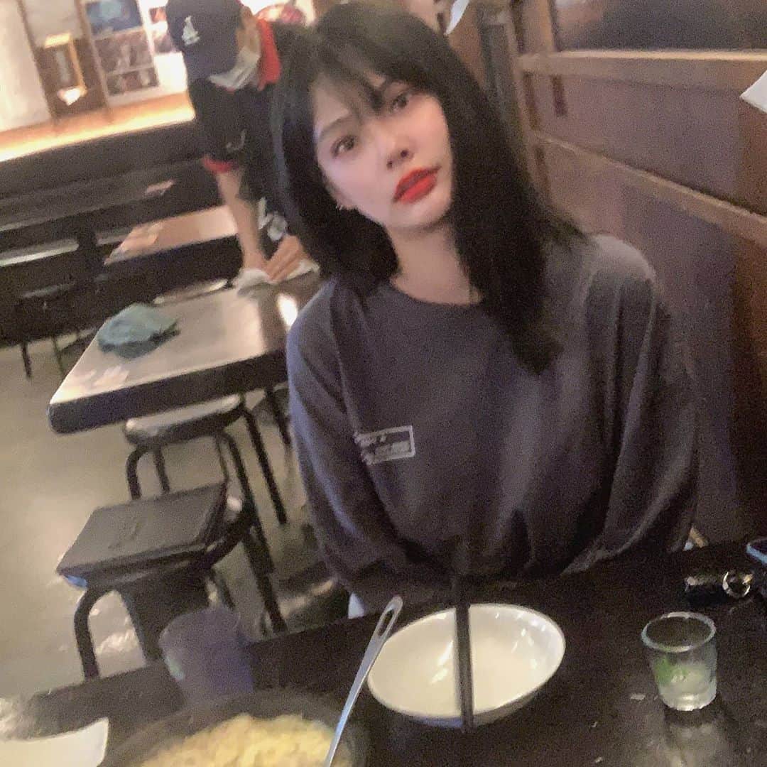 ディのインスタグラム：「호엥?」