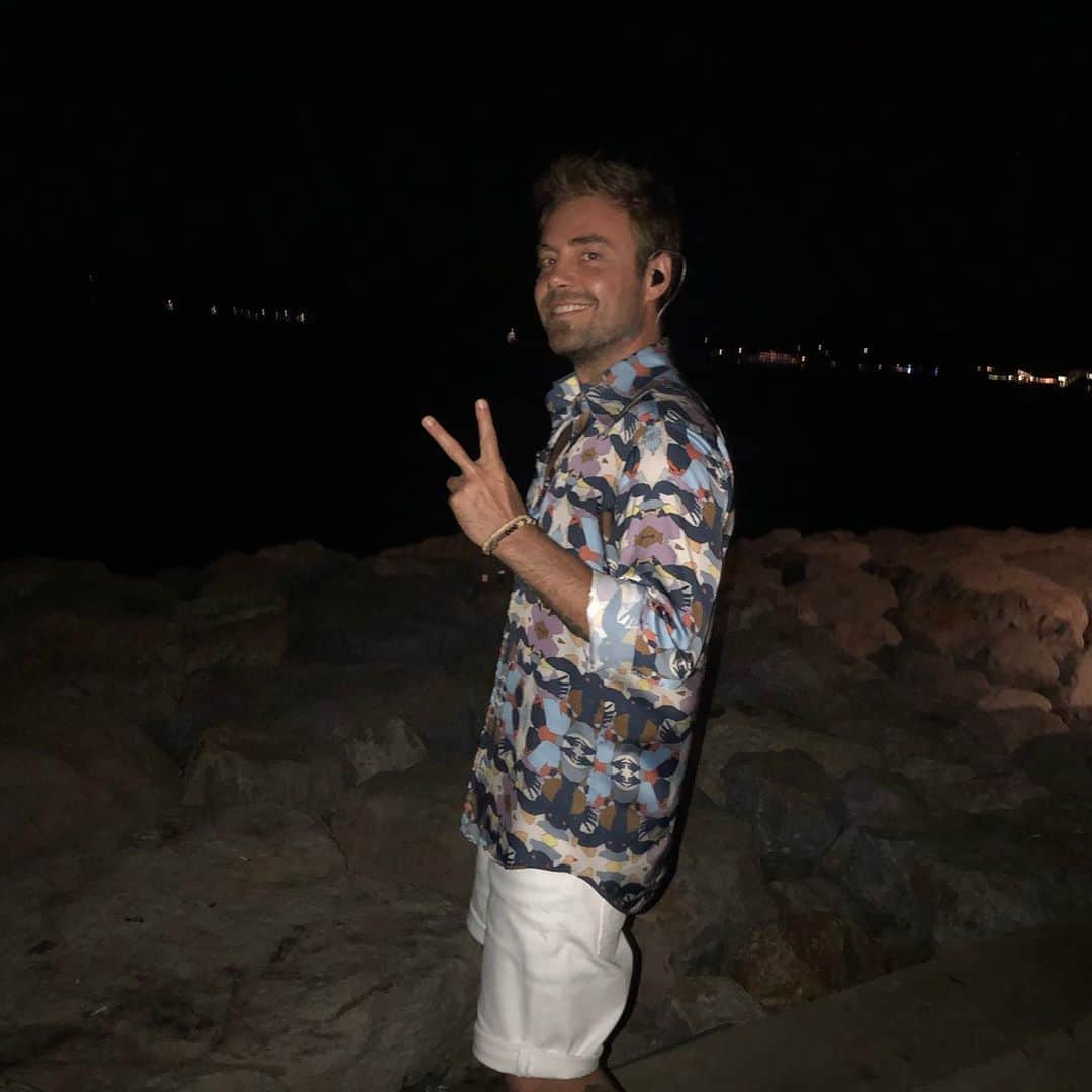 muratdalkilicのインスタグラム：「Akşam Bodrum Fenix ne güzeldi🙏🏻Gelen tüm dostlarıma teşekkür ederim gerçekten. Yakında bi daha yapalım 😎🥂@fenix_bodrum」