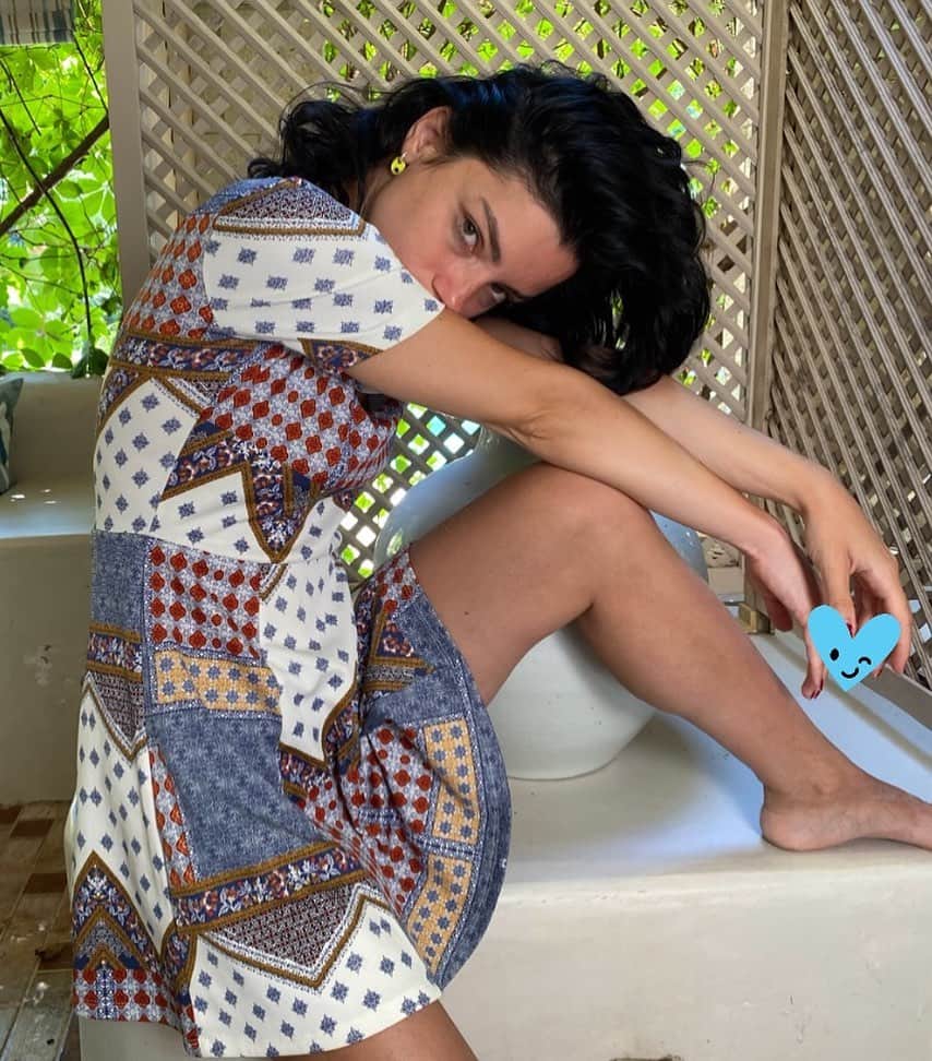 Merve Boluğurのインスタグラム：「Bayram şekeri✨」