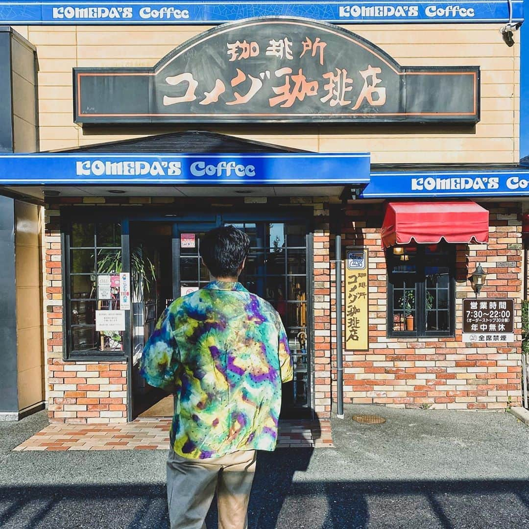 黄皓さんのインスタグラム写真 - (黄皓Instagram)「Coffee loverの聖地☕️ #コメダ珈琲   Shirt:#marni  Trousers:#valentino  Shoes:#jilsander  @marni @maisonvalentino @jilsander」7月31日 17時46分 - haohaohaokun